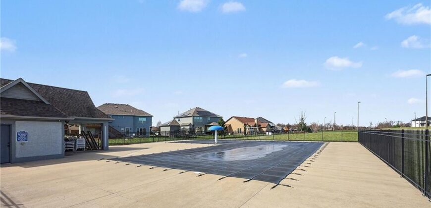 10810 N Virginia Avenue, Kansas City, MO 64155