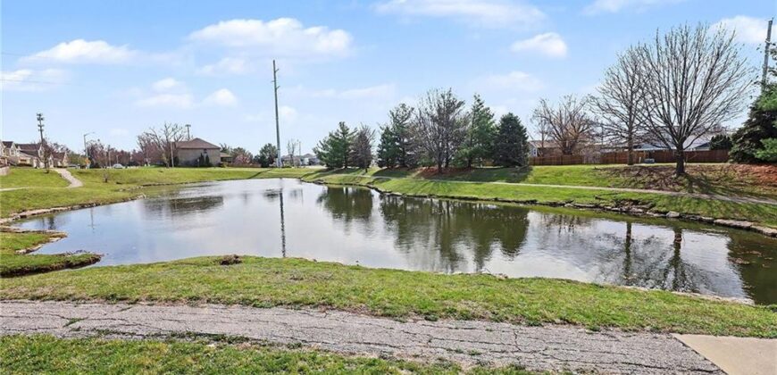 10810 N Virginia Avenue, Kansas City, MO 64155