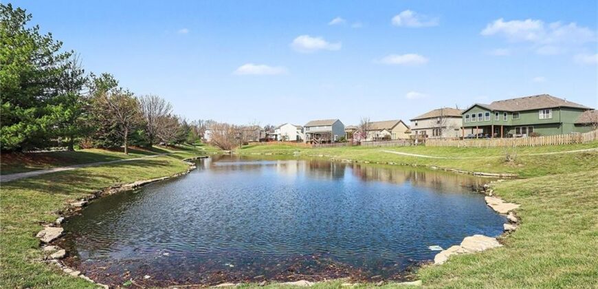 10810 N Virginia Avenue, Kansas City, MO 64155