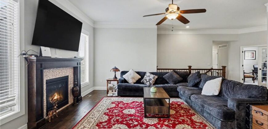 10810 N Virginia Avenue, Kansas City, MO 64155