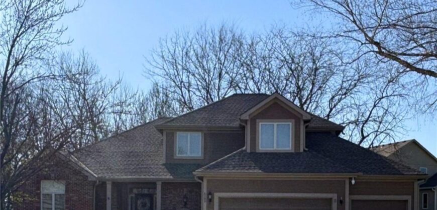 6180 N Nevada Avenue, Parkville, MO 64152