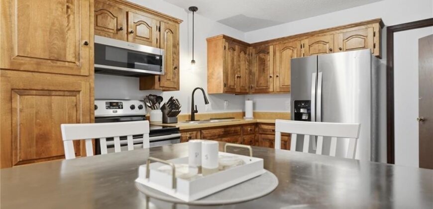 213 Thomas Street, Weston, MO 64098