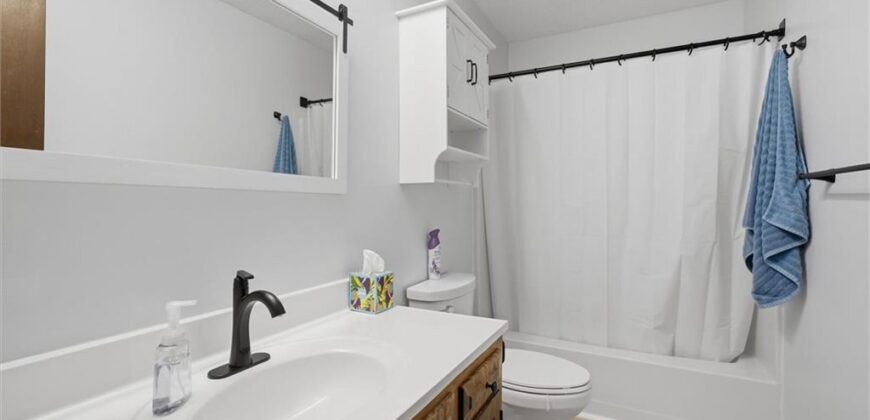 213 Thomas Street, Weston, MO 64098