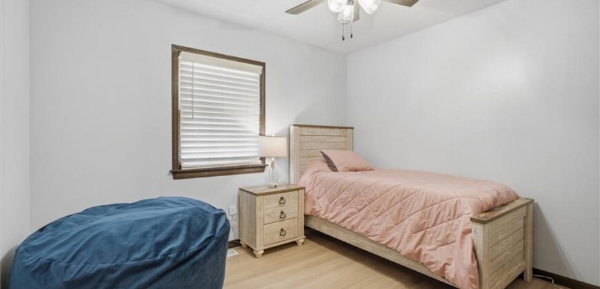 213 Thomas Street, Weston, MO 64098