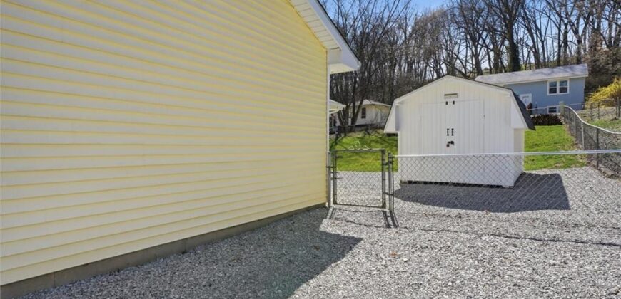 213 Thomas Street, Weston, MO 64098