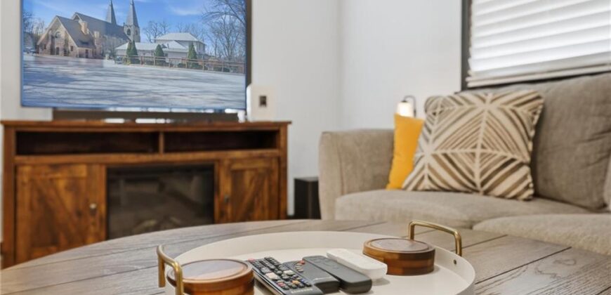 213 Thomas Street, Weston, MO 64098