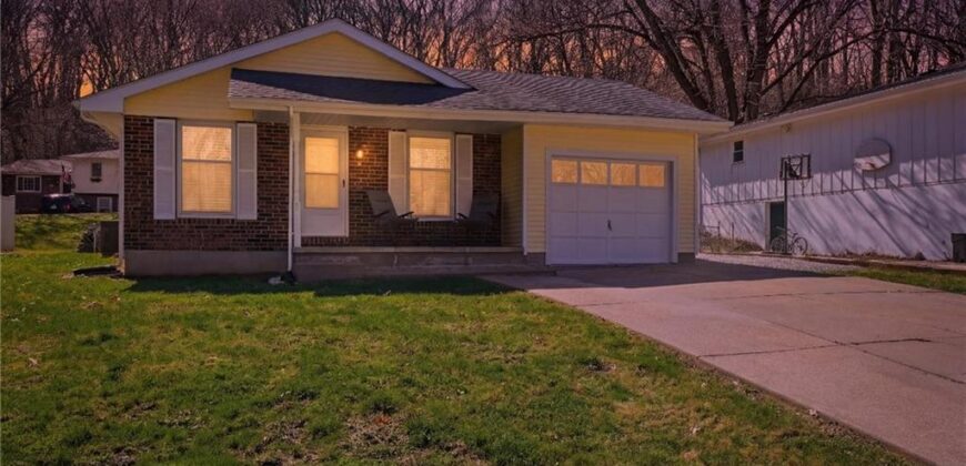 213 Thomas Street, Weston, MO 64098