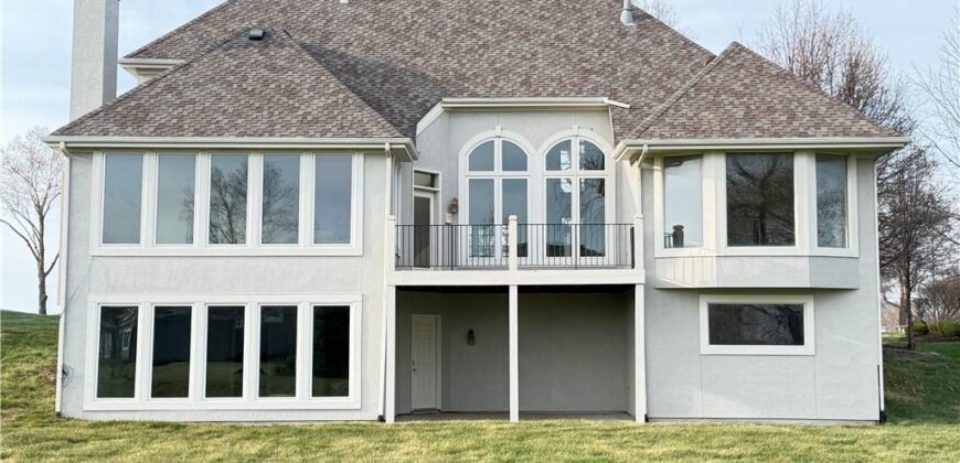 6205 NW 101st Street, Kansas City, MO 64154