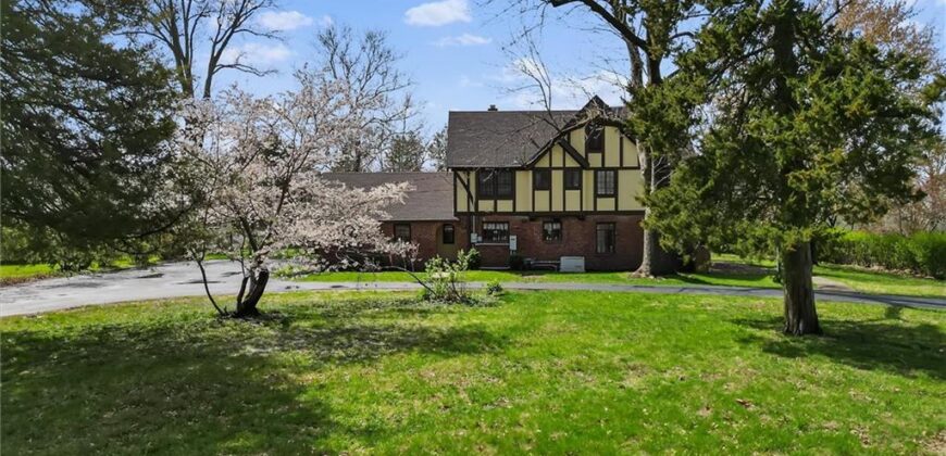 8 Orchard Place, Excelsior Springs, MO 64024