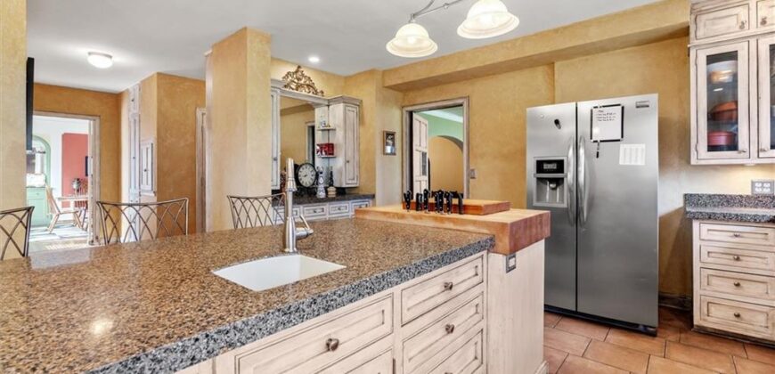8 Orchard Place, Excelsior Springs, MO 64024