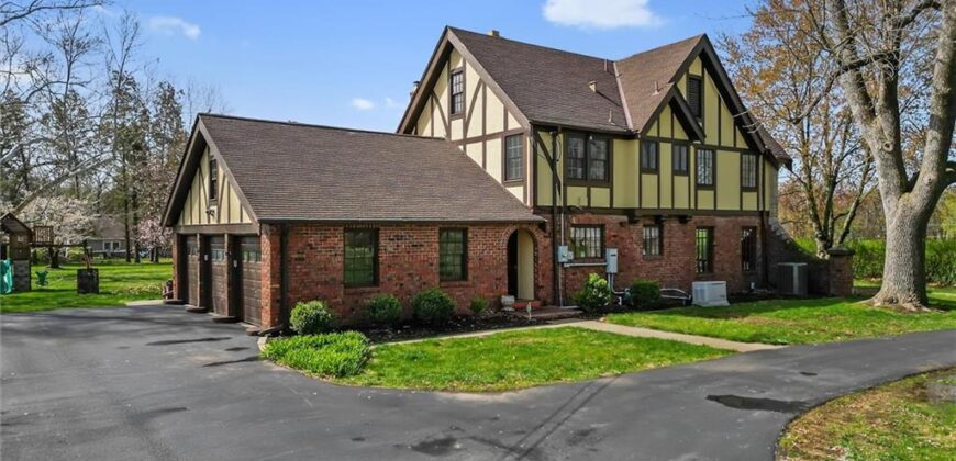 8 Orchard Place, Excelsior Springs, MO 64024