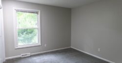 5710 NW Raintree Drive, Parkville, MO 64152