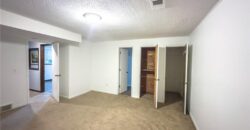 5710 NW Raintree Drive, Parkville, MO 64152