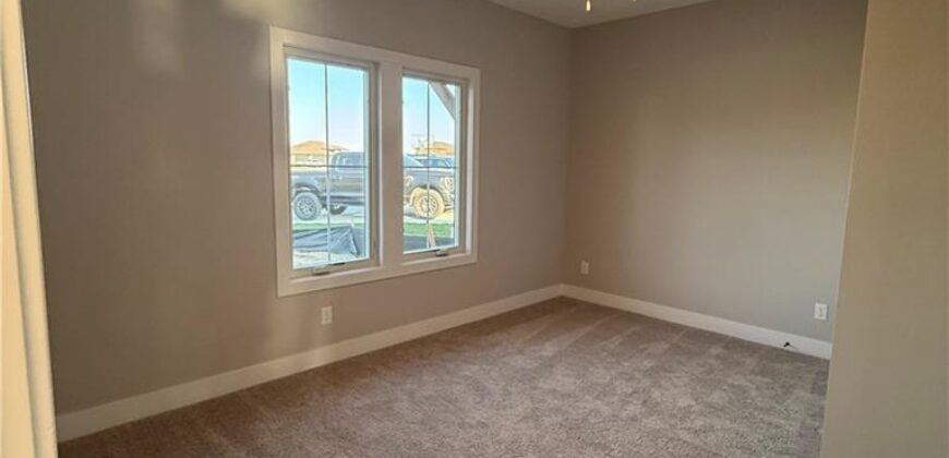 4867 NW Vicolo Dellamore Way, Riverside, MO 64150