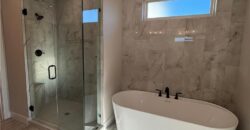 4867 NW Vicolo Dellamore Way, Riverside, MO 64150