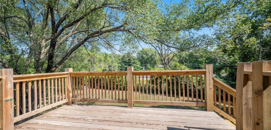 3711 N Wayne Avenue, Kansas City, MO 64116
