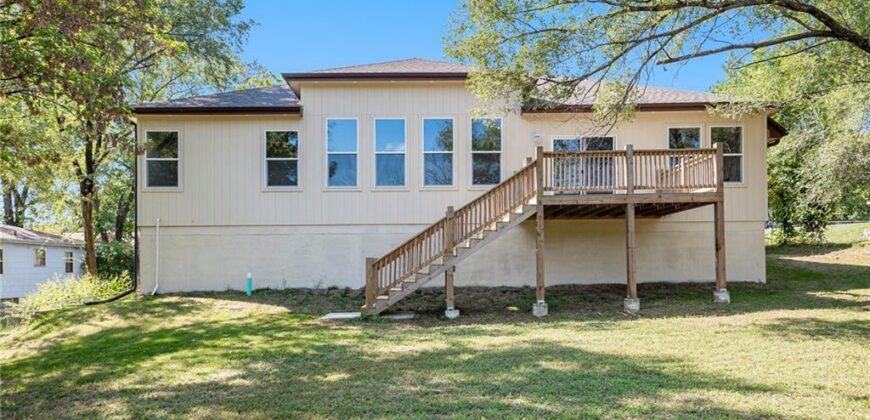 3711 N Wayne Avenue, Kansas City, MO 64116