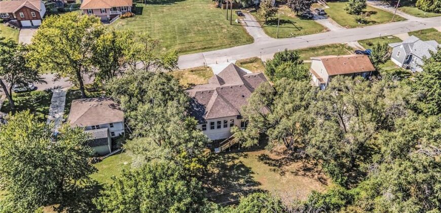 3711 N Wayne Avenue, Kansas City, MO 64116