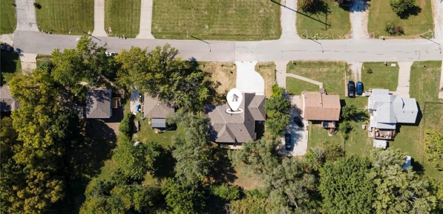 3711 N Wayne Avenue, Kansas City, MO 64116