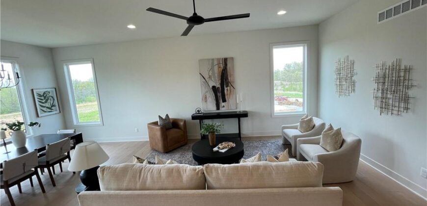 2152 Black Walnut Drive, Liberty, MO 64068