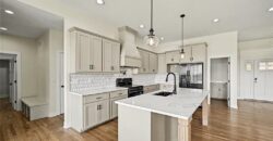 7203 92 Highway, Smithville, MO 64089