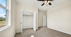 7203 92 Highway, Smithville, MO 64089