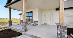7203 92 Highway, Smithville, MO 64089