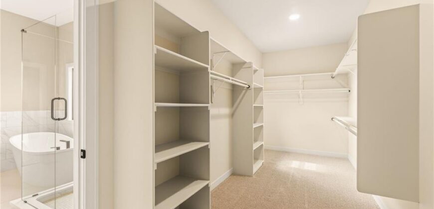 7629 N Booth Avenue, Kansas City, MO 64158