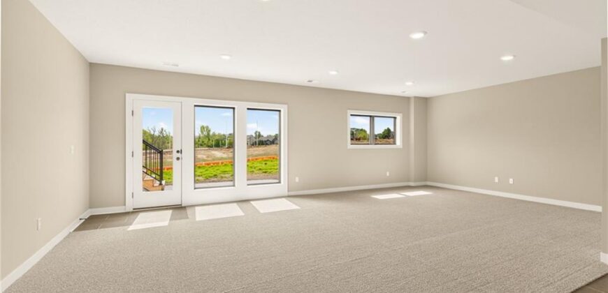 7629 N Booth Avenue, Kansas City, MO 64158