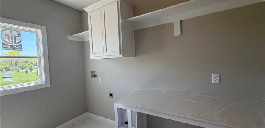 13895 NW 70th Street, Parkville, MO 64152