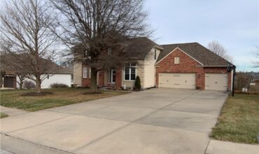 13025 WOODRIDGE Street, Platte City, MO 64079