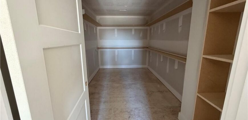 8415 NW 90th Street, Kansas City, MO 64153