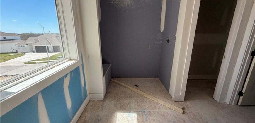 8415 NW 90th Street, Kansas City, MO 64153