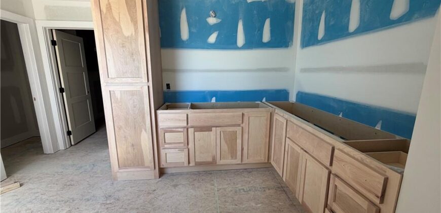 8415 NW 90th Street, Kansas City, MO 64153