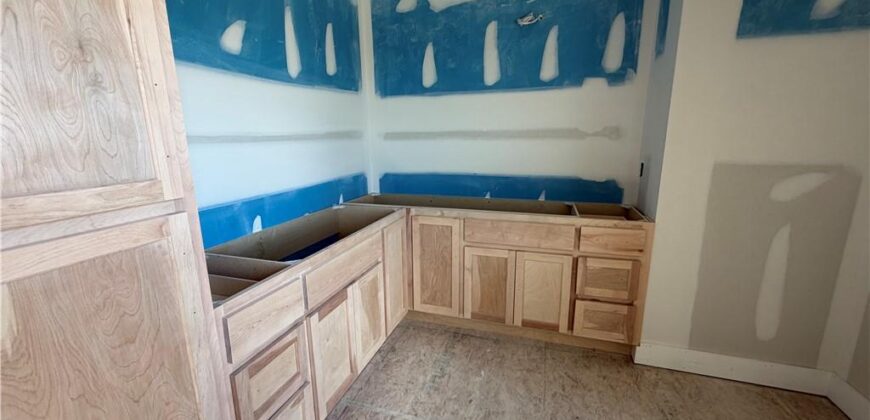 8415 NW 90th Street, Kansas City, MO 64153