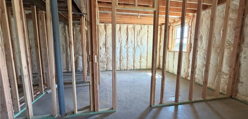 8415 NW 90th Street, Kansas City, MO 64153