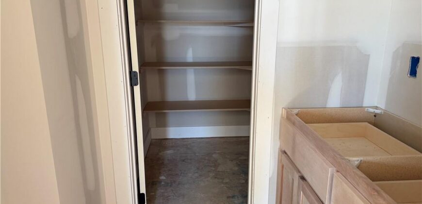 8415 NW 90th Street, Kansas City, MO 64153