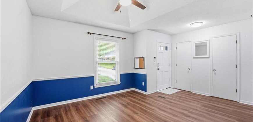 518 NW 65th Terrace, Kansas City, MO 64118