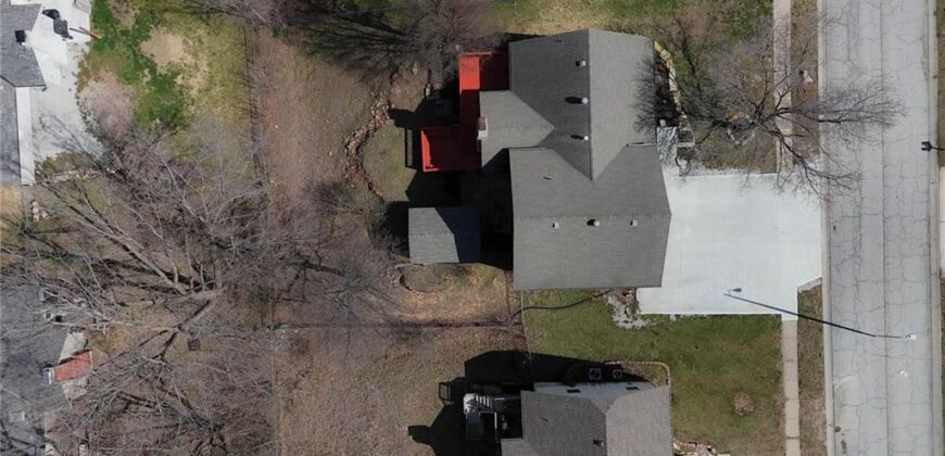 518 NW 65th Terrace, Kansas City, MO 64118