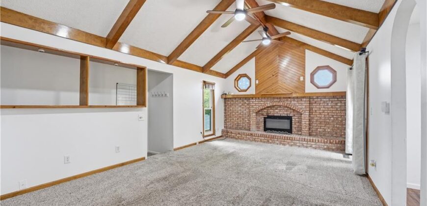 518 NW 65th Terrace, Kansas City, MO 64118
