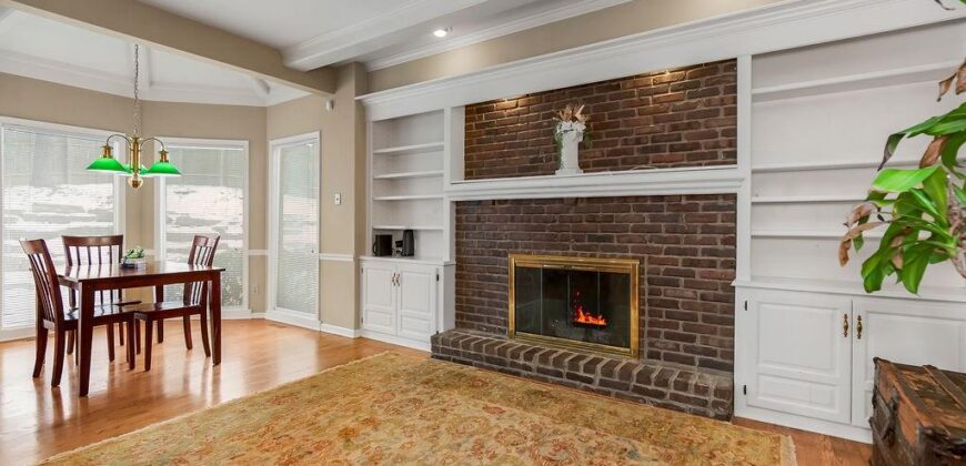 4501 NW Baltimore Court, Kansas City, MO 64116