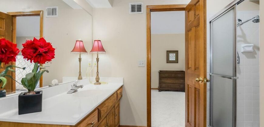 4501 NW Baltimore Court, Kansas City, MO 64116