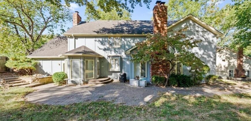 4501 NW Baltimore Court, Kansas City, MO 64116