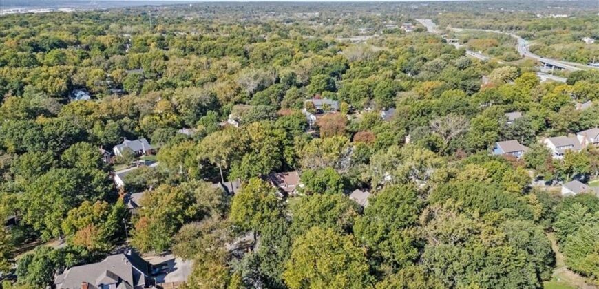 4501 NW Baltimore Court, Kansas City, MO 64116