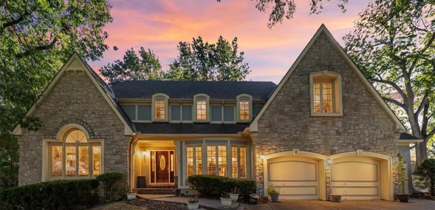 4501 NW Baltimore Court, Kansas City, MO 64116