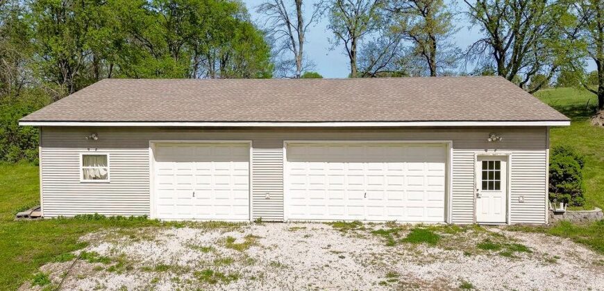 15412 NE 181st Street, Holt, MO 64048