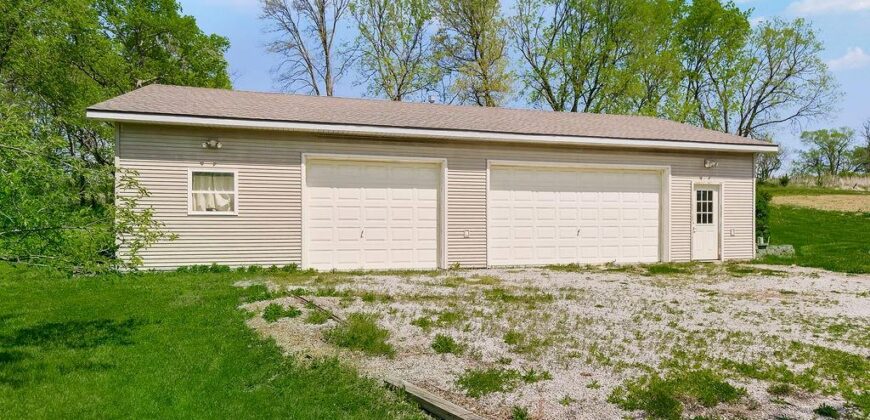 15412 NE 181st Street, Holt, MO 64048