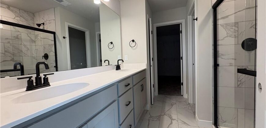 9641 N Colrain Avenue, Kansas City, MO 64154