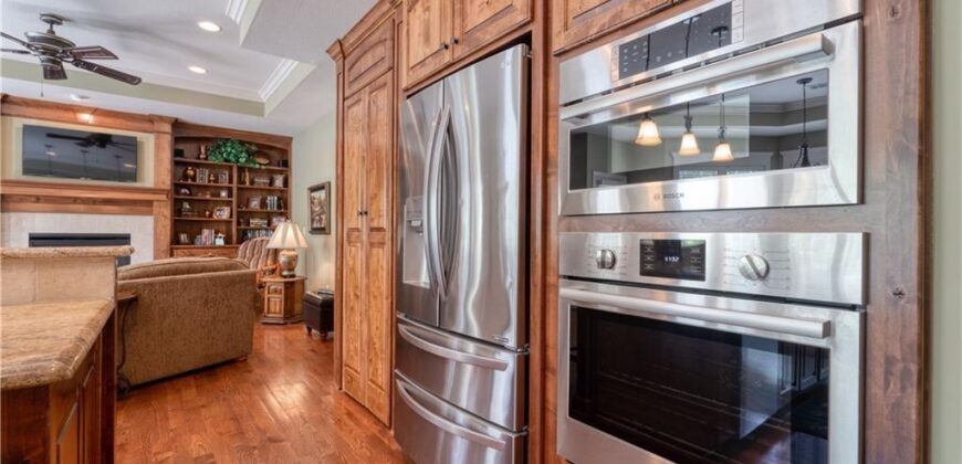 6901 N Norton Avenue, Gladstone, MO 64119