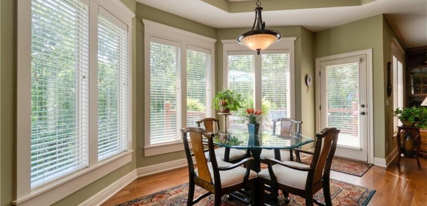 6901 N Norton Avenue, Gladstone, MO 64119